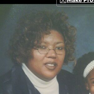 Meet your Posher, Yvette